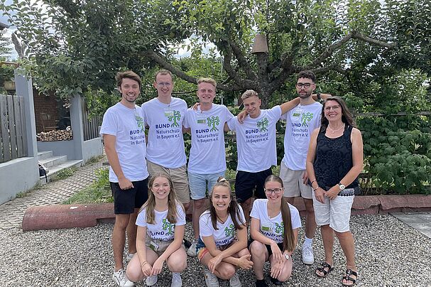 Fotograf: Louis Raschdorf Foto von links hinten: Gabriel Legier, Nils Eckhard, Philipp Knak, Louis Kuschnir, Kevin Wopke, (Petra Semet Geschäftsstelle BN KG Dillingen), von links vorne Marlena Linden, Leana Kloster, Natalia Pantelkin