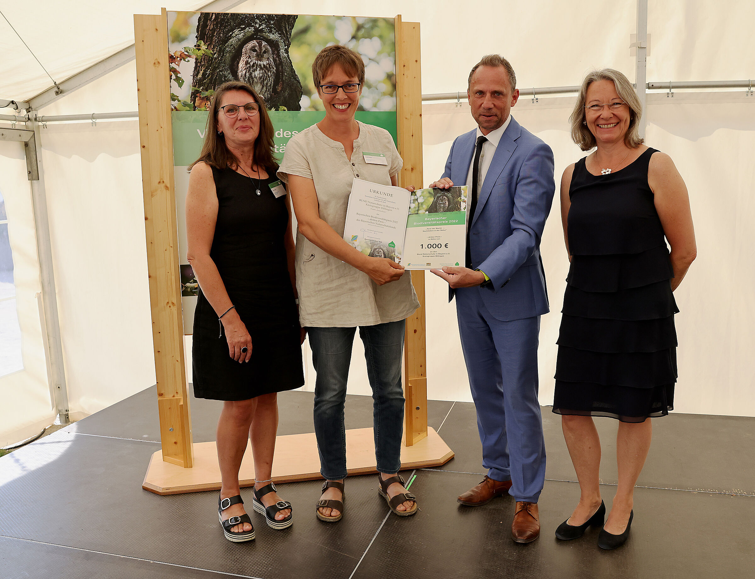 Foto: v. L. P. Semet, H. Hoedt, Thorsten Glauber, U. Lorenz Bildquelle: Bay. Staatsministerium für Umwelt und Verbraucherschutz